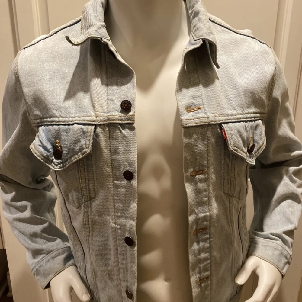 Vintage Levi’s Denim Jean Jacket 527 Light Wash MADE IN USA Medium Type 3